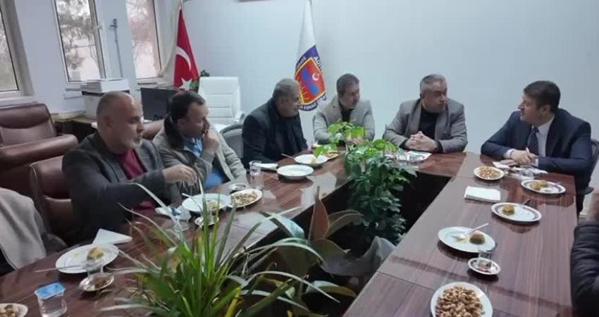 Adıyaman Belediye Başkanı Abdurrahman Tutdere, genel kurul sonrası Adıyaman İnşaatçılar