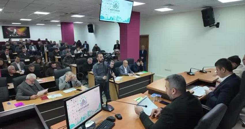 Adıyaman ile Buca arasında dayanışma köprüsü… Depremzede öğrenciler için ücretsiz “Dijital Dershane” dönemi başlıyor İzmir Buca Belediyesi tarafından bugüne kadar 20 bini aşkın öğrenciye