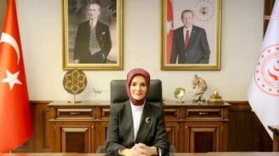 Aile ve Sosyal Hizmetler Bakanı Mahinur Özdemir Göktaş, engelli ve