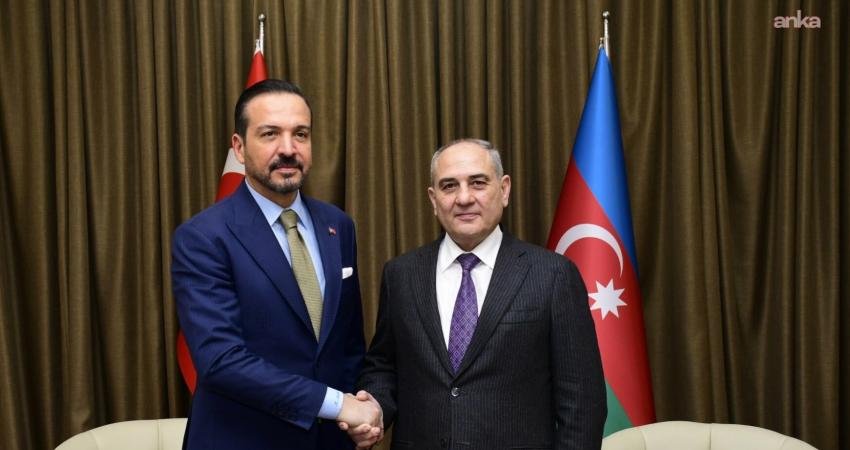 AK Partili Kürşad Zorlu, Bakü’de Yeni Azerbaycan Partisi Genel Başkanvekili Budaqov ile bir araya geldi AK Parti Genel Başkan Yardımcısı Kürşad Zorlu, Bakü'de Yeni Azerbaycan Partisi