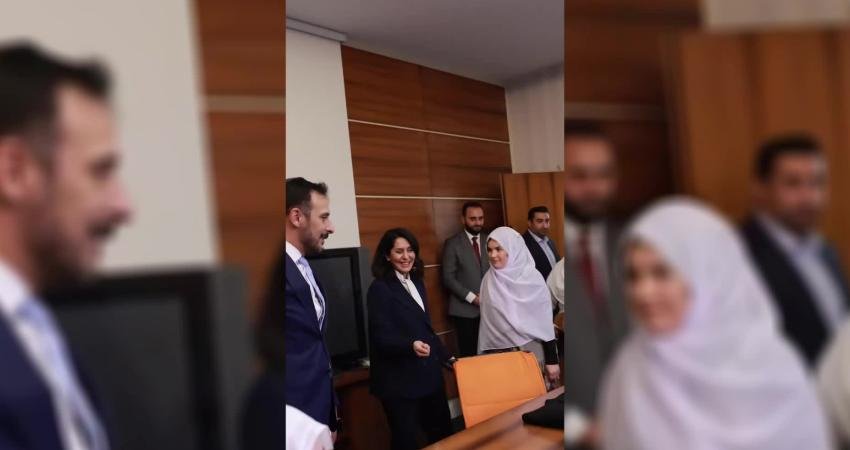 AK Parti Genel Başkan Yardımcısı Sevilay Tuncer, giyim tarzı nedeniyle