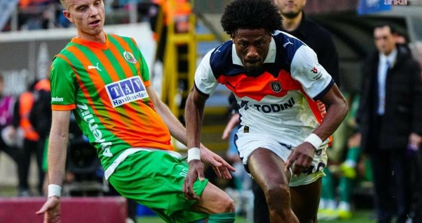Süper Lig’in 23. haftasında Alanyaspor konuk ettiği Başakşehir’e 2-1 mağlup