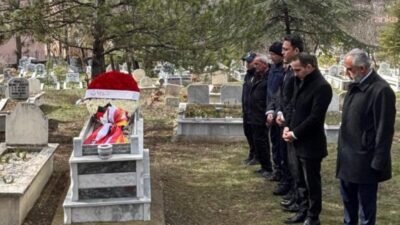 Almanya'nın Ankara Büyükelçiliği temsilcileri, altı yıl önce Hanau'daki saldırıda yaşamını