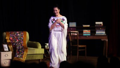 Yenimahalle Belediyesi 7’nci Tiyatro Festivali kapsamında sahnelenen, İclal Aydın’ın yazıp