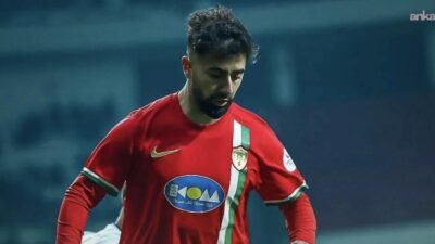 Amed Sportif Faaliyetler Kulübü’nün kaptanı Çekdar Orhan, Adana Demirspor karşılaşmasında