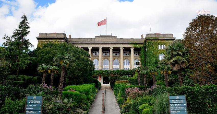 Amerikan Robert Lisesi’nden Epstein açıklaması Özel Amerikan Robert Lisesi'nden ABD Adalet Bakanlığı'nın yayımladığı Jeffrey Epstein