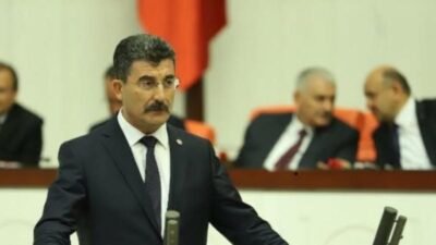 Anahtar Parti Siyasi İşlerden Sorumlu Genel Başkan Yardımcısı Ayhan Erel,