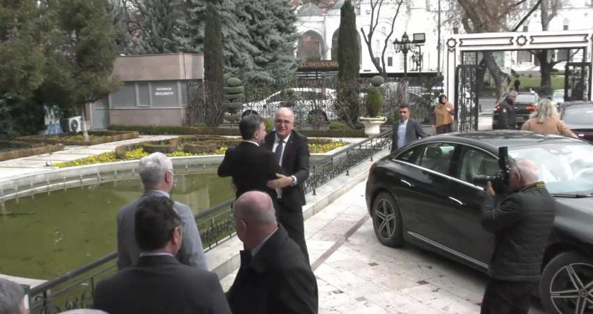 Ankara, 2026 Voleybol Milletler Ligi’ne ev sahipliği yapacak… Kent Konseyi Başkanı Yılmaz: “Dağ taş Ankara konuşacak, milyar dolarlık reklamımız olacak” Türkiye Voleybol Federasyonu Başkanı Akif Üstündağ, Ankara Kent Konseyi Başkanı