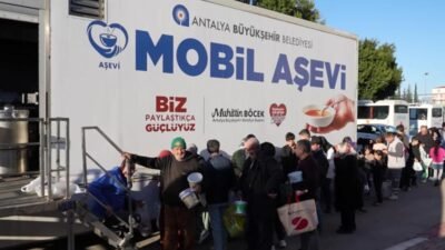 Antalya Büyükşehir Belediyesi, ramazan ayının manevi atmosferini paylaşmak ve dayanışma