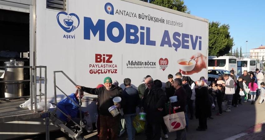 Antalya Büyükşehir Belediyesi, ramazan ayının manevi atmosferini paylaşmak ve dayanışma