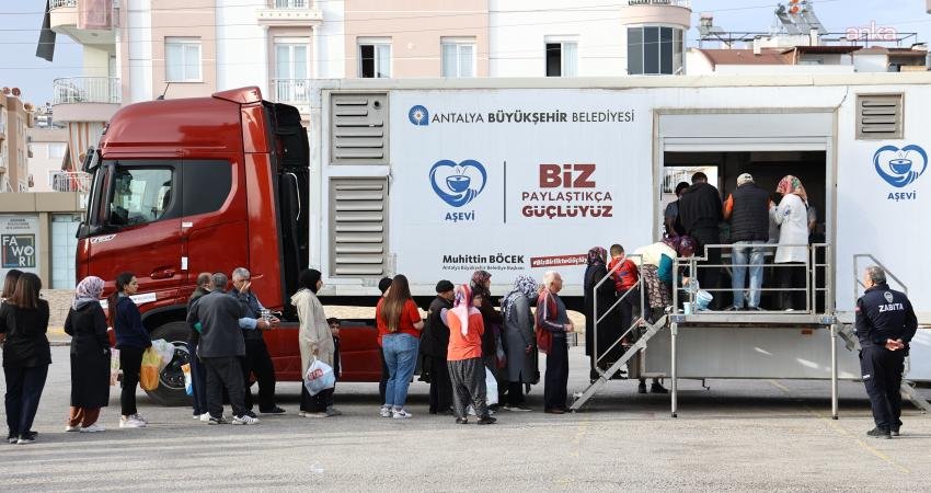 Ramazan hazırlıklarını tamamlayan Antalya Büyükşehir Belediyesi, sosyal belediyecilik çalışmaları kapsamında