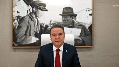 Antalya Büyükşehir Belediyesine yönelik yürütülen soruşturma kapsamında, aralarında belediye başkanlığı