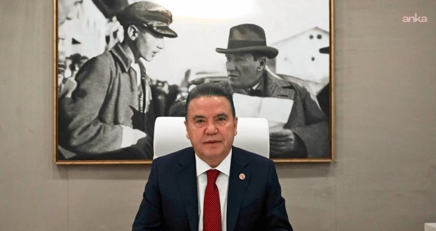 Antalya Büyükşehir Belediyesine yönelik yürütülen soruşturma kapsamında, aralarında belediye başkanlığı