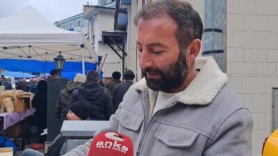 Artvin’de haftalık pazarda satıcılar ve alıcılar alım gücüne ilişkin değerlendirmelerde