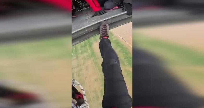 Aydın’ın Koçarlı ilçesinde Büyük Menderes Nehri’nin taşması sonucu tarlasındaki kulübede