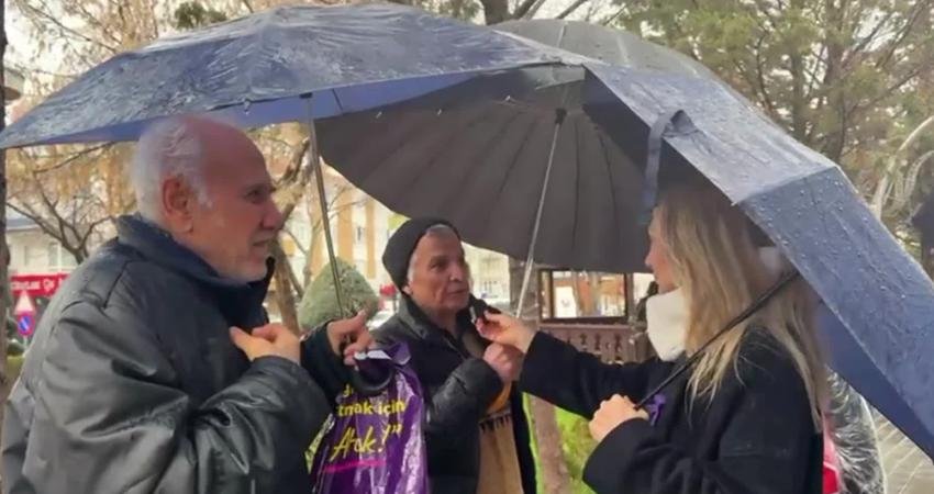 Aylin Nazlıaka, Keçiören’de esnafı ziyaret etti, Özarslan’ın istifasına ilişkin yurttaşların görüşlerini dinledi CHP Cumhurbaşkanlığı Aday Ofisi Aile ve Sosyal Hizmetler Politika Kurulu