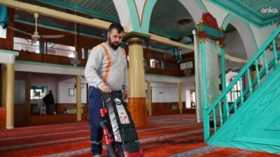 Ayvalık Belediyesi, ramazan ayı öncesinde ilçedeki ibadethanelerde kapsamlı bir temizlik