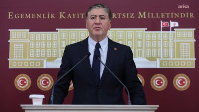 CHP Grup Başkanvekili Murat Emir, "Kürsü işgalini yapan AKP grubu.