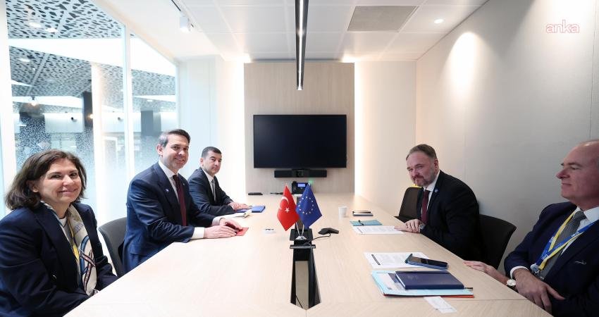 Enerji ve Tabii Kaynaklar Bakanı Alparslan Bayraktar, Fransa’da Avrupa Komisyonu