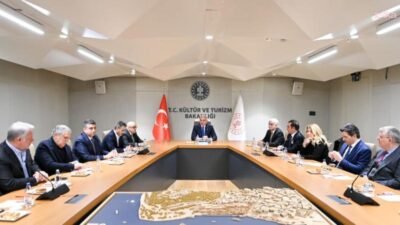 Kültür ve Turizm Bakanı Mehmet Nuri Ersoy, yurt dışında yayınlanan