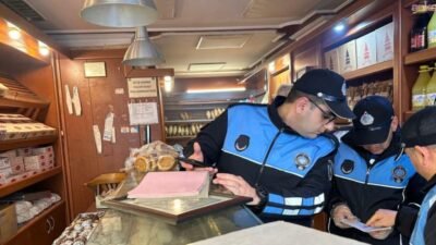 Bakırköy Belediyesi Zabıta Müdürlüğü ekipleri, ramazan ayının başlamasıyla birlikte ilçedeki