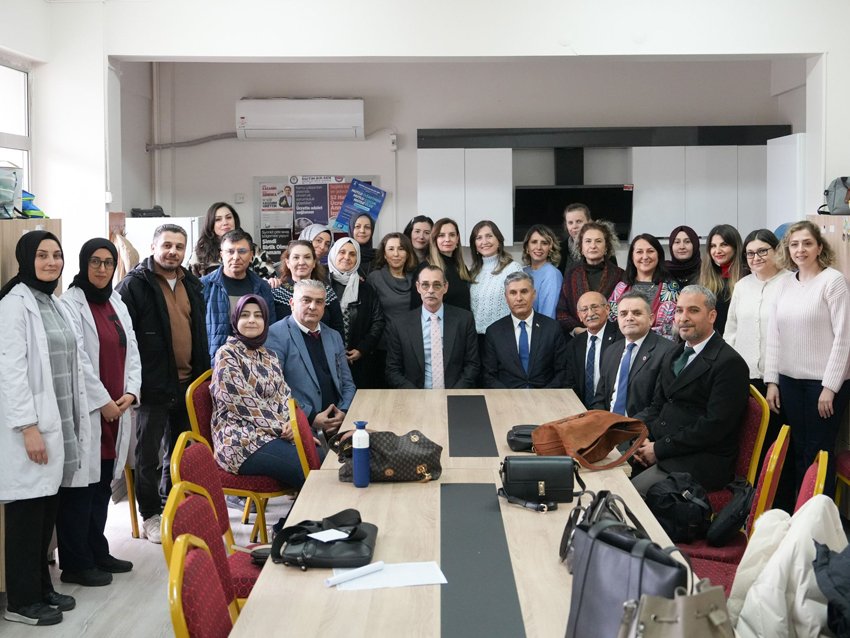 Etimesgut Belediye Başkanı Erdal Beşikcioğlu, Şehit Adil Erdoğan Ortaokulu ile