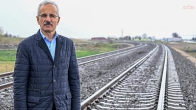 Ulaştırma ve Altyapı Bakanı Abdulkadir Uraloğlu, Başkentray Banliyö Hattı'nı Sincan İstasyonu