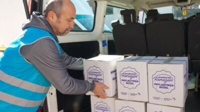 Beylikdüzü Belediyesi, ramazan ayında ihtiyaç sahibi ailelere yönelik gıda ve