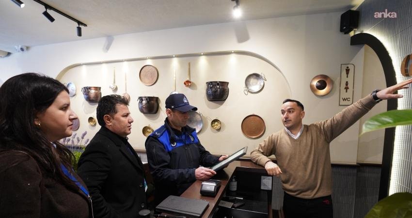 Beylikdüzü Belediyesi’nden ilçe genelindeki işletmelerde yoğun denetim Beylikdüzü Belediyesi, ilçe genelinde faaliyet gösteren işletmelere yönelik denetimlerini sürdürüyor.