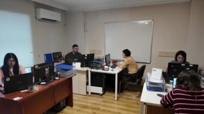 Bornova Belediyesi’nin Evde Bakım Hizmeti, yaşlı ve engelli vatandaşlara evlerinde