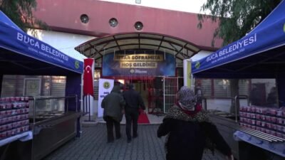 Buca Belediye Başkanı Görkem Duman, Şirinyer Düğün Salonu’nda kurulan ilk