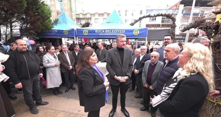 Buca Belediyesi, ilçe geneline yaygınlaştırılması hedeflenen bebek bakım kabinlerinin ilkini