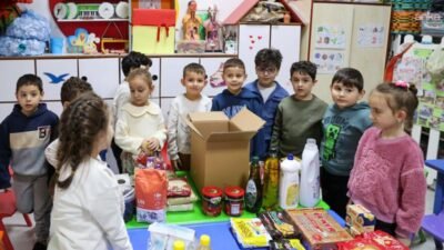 Buca’da dayanışma kültürü bu kez anaokulu sıralarından yükseldi. Hayme Hatun