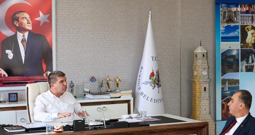 Burdur Belediye Başkanı Ercengiz: “Yapılacak AVM’nin ya da belirlenen fonksiyonların farklı bir amaca dönüştürülmesi mümkün değil” Burdur Ticaret ve Sanayi Odası yönetimi, AVM arazisiyle ilgili süreç