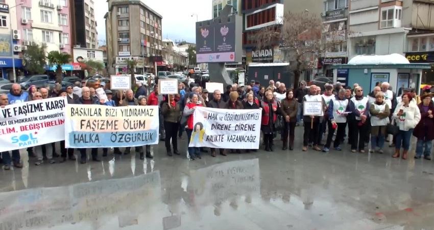 Balıkesir’in Burhaniye ilçesinde, Emek ve Demokrasi Bileşenlerinin öncülüğünde düzenlenen eylemde