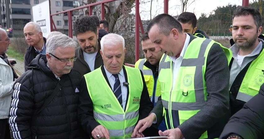 Bursa Büyükşehir Belediye Başkanı Mustafa Bozbey, Nilüfer ilçesi 30 Ağustos
