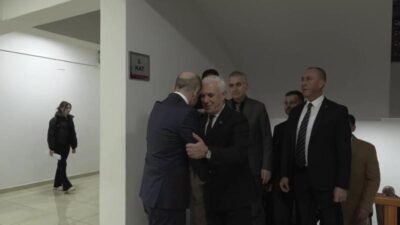 Bursa Büyükşehir Belediye Başkanı Mustafa Bozbey, "Başkan Bozbey Burada" projesi