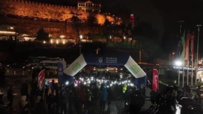 Bursa Büyükşehir Belediyesi tarafından Tarihi Çarşı ve Hanlar Bölgesi’nde düzenlenen