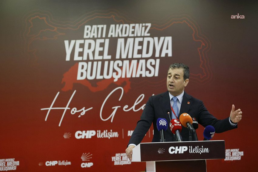 CHP Genel Başkan Yardımcısı Burhanettin Bulut, "Türkiye demokrasi açısından en karanlık