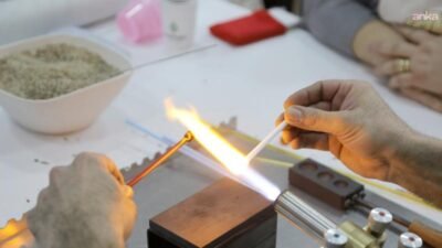 Çankaya Belediyesi Yaşar Kemal Kültür Merkezi’nde devam eden cam üfleme