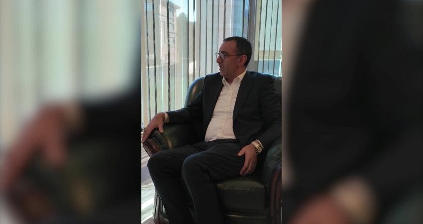 Çekmeköy Belediye Başkanı Orhan Çerkez ve eşinden Gazze’ye destek Çekmeköy Belediye Başkanı Orhan Çerkez ile eşi Hatice Çerkez, Gazze’deki