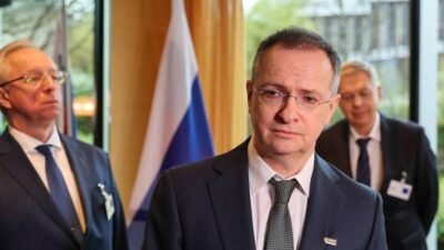 Rusya Devlet Başkanı Müşaviri Vladimir Medinskiy, Cenevre’de Ukrayna-Rusya çatışmasının çözümüne