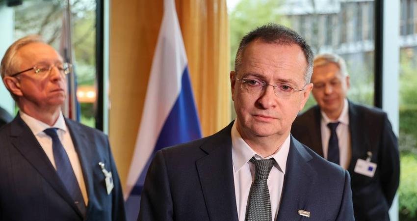 Rusya Devlet Başkanı Müşaviri Vladimir Medinskiy, Cenevre’de Ukrayna-Rusya çatışmasının çözümüne