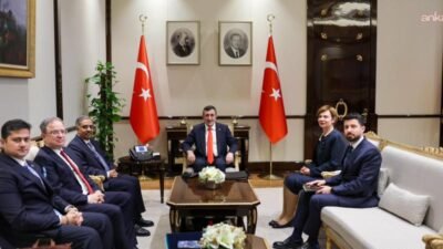 Cumhurbaşkanlığı Külliyesi’nde D-8 Genel Sekreteri Süheyl Mahmud ile bir araya