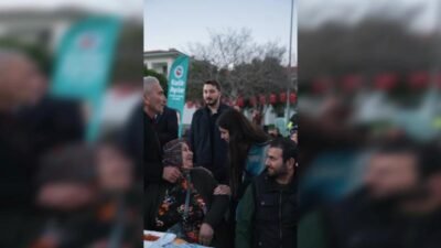 Ceyhan Belediyesi, ramazan ayının gelmesiyle Kaymakamlık önü Cumhuriyet Meydanı’nda düzenlediği