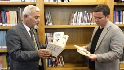 Çağdaş Gazeteciler Derneği (ÇGD) Bursa Şubesi, araştırmacı gazeteci ve yazar