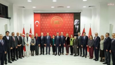 CHP Cumhurbaşkanlığı Aday Ofisi (CAO) Yürütme Kurulu toplantısı, Özgür Özel