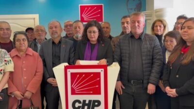 CHP Aksaray Kadın Kolları Başkanı Elif Gökkuş, Aksaray’da iki kadının