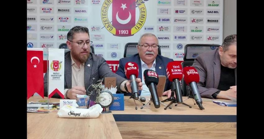 CHP Aydın Milletvekili Bülbül’den Bakan Tekin’e tepki: “Boş ramazan sofrasının resmini isteyeceğine öğrencinin beslenme çantasını doldurmalı” CHP Aydın Milletvekili Süleyman Bülbül, Milli Eğitim Bakanı Yusuf Tekin’in ramazan ayına