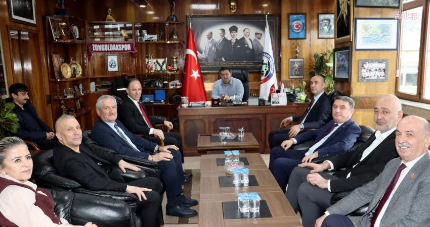 CHP Genel Başkan Yardımcısı Yavuzyılmaz’dan GMİS’e ziyaret: “CHP, TTK’da madencinin ve sendikanın yanında” CHP Genel Başkan Yardımcısı Deniz Yavuzyılmaz, Genel Maden İşçileri Sendikası'nı